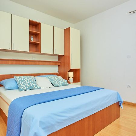 Apartments Zelic 图彻皮 外观 照片